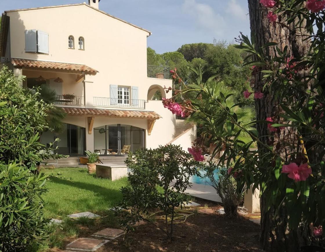 La Beluga Hotel Sainte-Maxime Kültér fotó