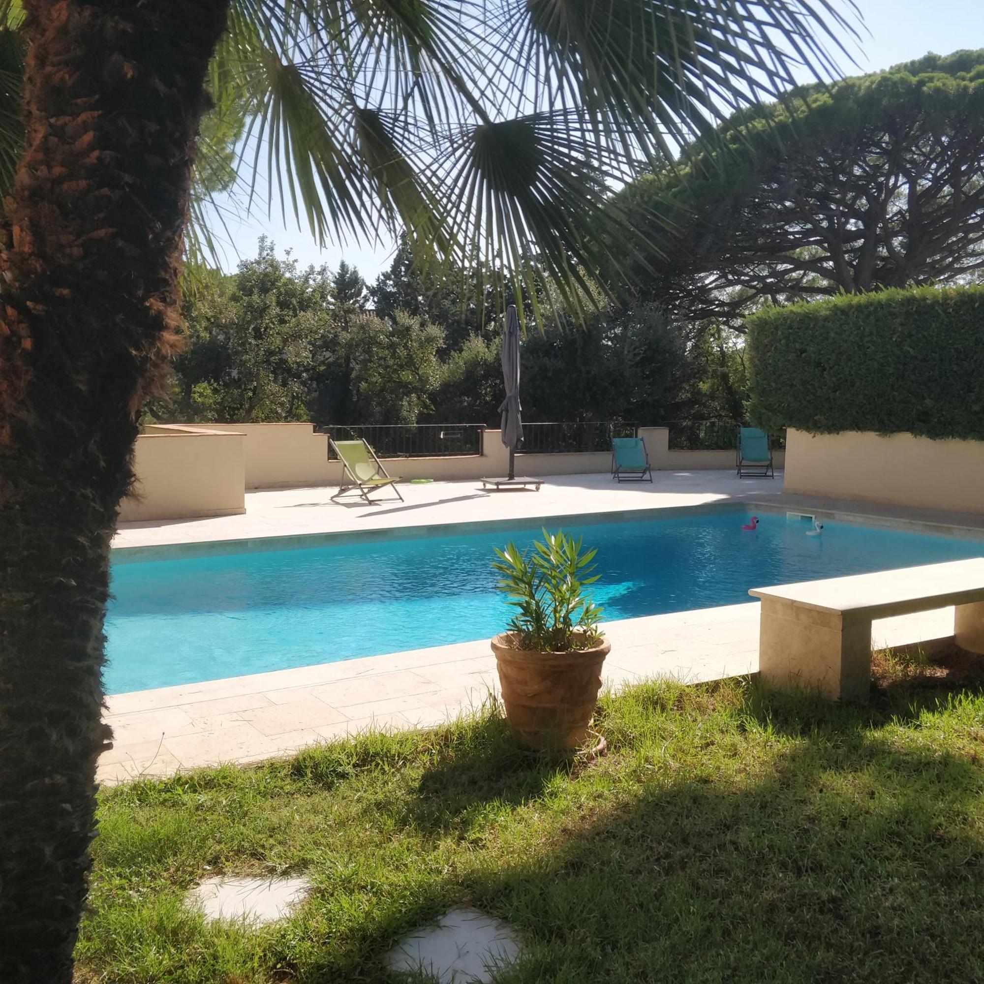 La Beluga Hotel Sainte-Maxime Kültér fotó
